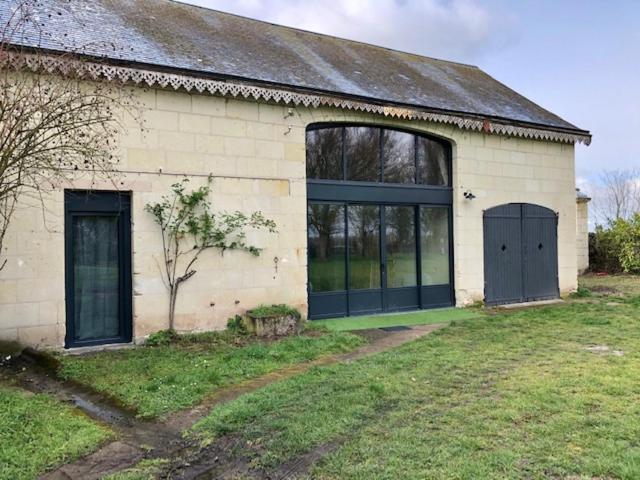 Вилла Le Logis De La Tour Saint Jacques Chouze-sur-Loire Экстерьер фото